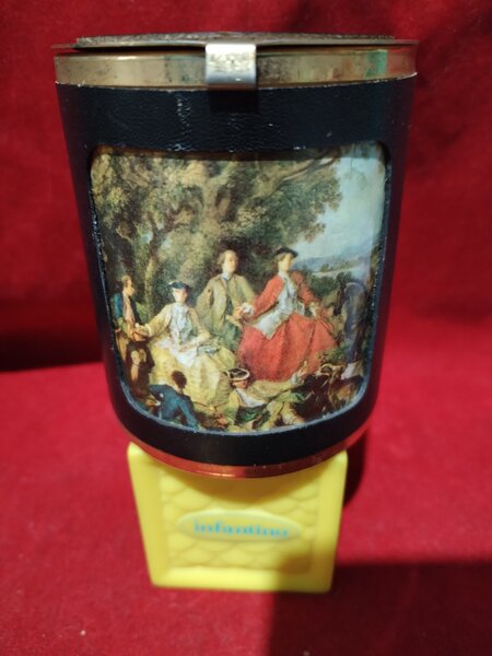 Cutie vintage franceza de pudra, anii 1940-1950, stil Rococo