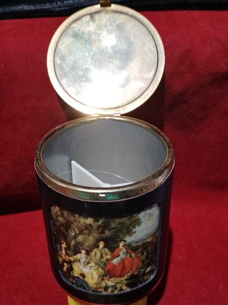 Cutie vintage franceza de pudra, anii 1940-1950, stil Rococo