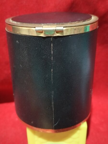 Cutie vintage franceza de pudra, anii 1940-1950, stil Rococo